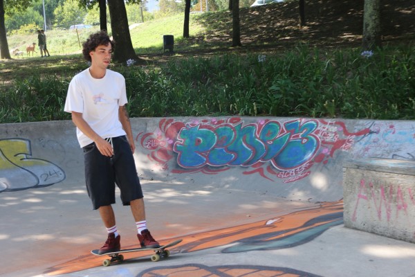 João Carvalho compara desfavoravelmente o skate park de Guimarães face a outros do Norte ©Tiago Mendes Dias/JdG